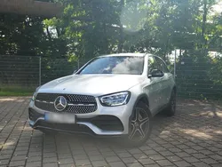 Grau Gebraucht 2022 Mercedes GLC200 SUV | 45.000 € (Etwas zu teuer)