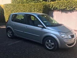 Grau Gebraucht 2008 Renault Mégane III Kleinwagen | 2.250 €