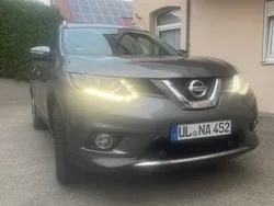 Grau Gebraucht 2017 Nissan X-Trail N-Connecta SUV | 13.800 € (Guter Preis)