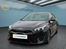 Schwarz Gebraucht 2023 Kia Ceed GT Kleinwagen | 32.399 € (Etwas zu teuer)