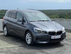 Grau Gebraucht 2020 BMW 218 Gran Tourer Performance Van / Kleinbus | 14.490 € (Guter Preis)