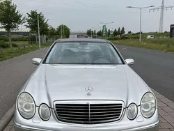Silber Gebraucht 2004 Mercedes E200 Limousine | 8.100 € (Teuer)