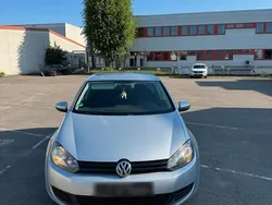 Silber Gebraucht 2010 VW Golf VI Limousine | 4.000 € (Fairer Preis)