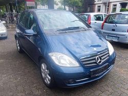 Blau Gebraucht 2010 Mercedes A180 Limousine | 2.650 € (Fairer Preis)