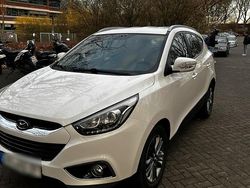Weiß Gebraucht 2013 Hyundai ix35 SUV | 8.000 €
