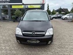 Saphirschwarz mi2 Gebraucht 2004 Opel Meriva Cosmo Van / Kleinbus | 2.950 € (Etwas zu teuer)