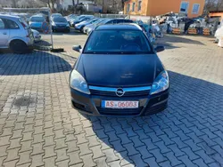 Schwarz Gebraucht 2006 Opel Astra Edition Kombi | 2.500 € (Guter Preis)