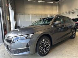 Grau Gebraucht 2024 Skoda Octavia Selection Kombi | 29.900 € (Superpreis)