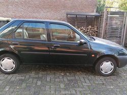 Blau Gebraucht 1996 Ford Fiesta Kleinwagen | 750 €