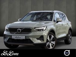 Grün Gebraucht 2022 Volvo XC40 Plus SUV | 31.950 € (Fairer Preis)