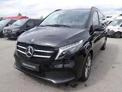 Obsidianschwarz metallic Gebraucht 2023 Mercedes V300 Avantgarde Van / Kleinbus | 56.900 € (Superpreis)