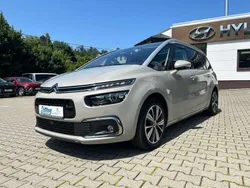 Sandbeige Gebraucht 2018 Citroën C4 Picasso Shine Van / Kleinbus | 16.595 € (Teuer)