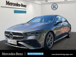 Grau Gebraucht 2025 Mercedes CLA200 Shooting Brake AMG Kombi | 39.850 €