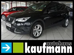 Mitternachtsschwarz Gebraucht 2022 Seat Arona FR SUV | 19.490 € (Fairer Preis)