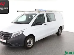 Weiß Gebraucht 2021 Mercedes Vito Van / Kleinbus | 31.880 € (Guter Preis)