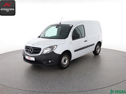 Weiß Gebraucht 2020 Mercedes Citan 111 Van / Kleinbus | 13.880 € (Guter Preis)