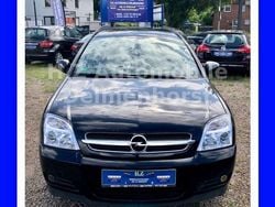 Schwarz Gebraucht 2005 Opel Vectra Kombi | 3.599 € (Teuer)