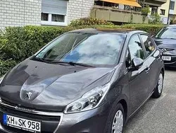 Gebraucht 2018 Peugeot 208 Allure Kleinwagen | 8.250 € (Fairer Preis)