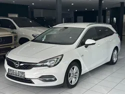 Schneeweiss/olympic/summit whi Gebraucht 2020 Opel Astra Elegance Kombi | 11.990 € (Guter Preis)