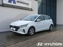 Polar white Gebraucht 2022 Hyundai i20 Pure Limousine | 12.950 € (Guter Preis)