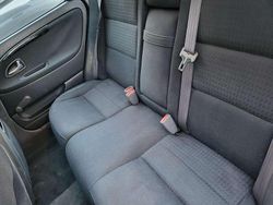 Grau Gebraucht 2001 Volvo S40 Limousine | 2.700 € (Teuer)