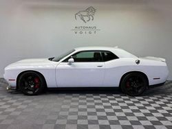 Knuckle white Gebraucht 2019 Dodge Challenger Coupé | 47.000 €