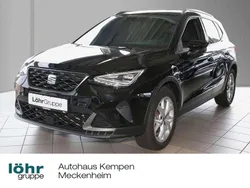 Mitternachtsschwarz Gebraucht 2024 Seat Arona FR SUV | 22.920 € (Fairer Preis)