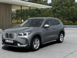 Silber Neu 2025 BMW iX1 xLine SUV | 43.940 € (Guter Preis)
