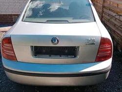Silber Gebraucht 2002 Skoda Superb Limousine | 4.899 €