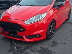 Rot Gebraucht 2014 Ford Fiesta Sport Kleinwagen | 9.000 € (Fairer Preis)