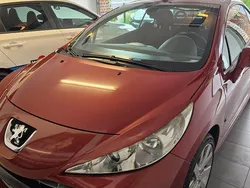 Rot Gebraucht 2008 Peugeot 207 CC Sport Cabrio | 2.250 € (Superpreis)