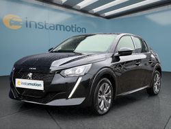 Schwarz Gebraucht 2023 Peugeot e-208 Allure Kleinwagen | 21.399 € (Fairer Preis)