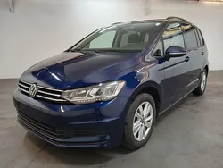 Blau Gebraucht 2023 VW Touran Comfortline Van / Kleinbus | 28.890 € (Fairer Preis)