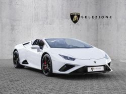 Weiß Gebraucht 2021 Lamborghini Huracán Cabrio | 274.900 €