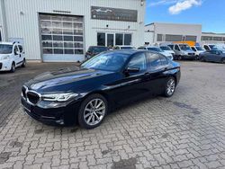 Black sapphire metallic Gebraucht 2023 BMW 520 Limousine | 37.900 € (Etwas zu teuer)