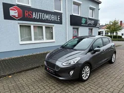 Grau Gebraucht 2017 Ford Fiesta Titanium Kleinwagen | 11.999 € (Fairer Preis)