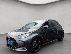 Grau Neu 2025 Toyota Yaris Hybrid Style Limousine | 29.990 € (Fairer Preis)
