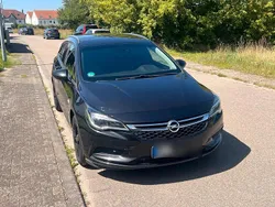 Schwarz Gebraucht 2016 Opel Astra Edition Kombi | 5.500 € (Superpreis)