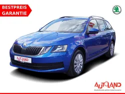 Blau Gebraucht 2017 Skoda Octavia Active Kombi | 15.950 €