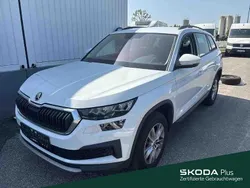 Moonweiß perleffekt/moonweis Gebraucht 2022 Skoda Kodiaq Ambition SUV | 27.230 € (Guter Preis)