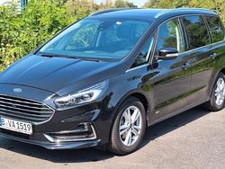 Schwarz Gebraucht 2022 Ford Galaxy Titanium Van / Kleinbus | 31.500 € (Fairer Preis)