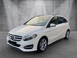 Calcitweiss unilack Gebraucht 2018 Mercedes B200 Van / Kleinbus | 15.470 € (Fairer Preis)