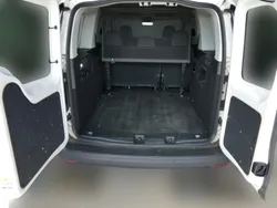 Weiß Gebraucht 2021 VW Caddy Maxi Van / Kleinbus | 22.750 € (Etwas zu teuer)