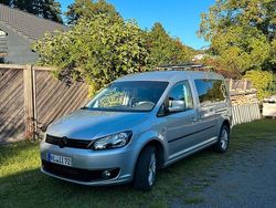 Silber Gebraucht 2011 VW Caddy Maxi Van / Kleinbus | 12.500 €