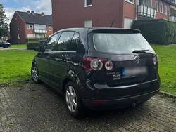 Schwarz Gebraucht 2006 VW Golf V Kleinwagen | 2.500 € (Fairer Preis)