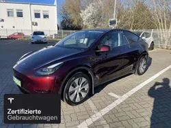 Schwarz Gebraucht 2024 Tesla Model Y Long Range SUV | 43.900 € (Teuer)