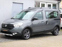 Grau Gebraucht 2017 Dacia Dokker Stepway Van | 9.290 € (Guter Preis)
