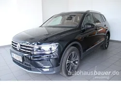 Deep black perleffekt (metallic) Gebraucht 2021 VW Tiguan Allspace United SUV | 41.870 €