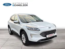 Weiß Gebraucht 2022 Ford Kuga Titanium SUV | 26.990 € (Guter Preis)
