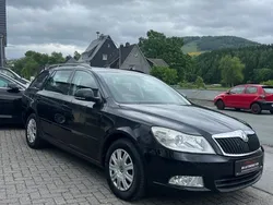 Schwarz Gebraucht 2009 Skoda Octavia Ambiente Kombi | 4.000 € (Guter Preis)